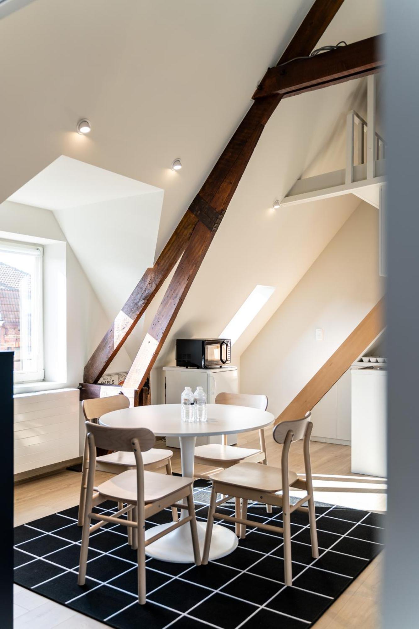 General Sixty-Seven By Romy&Travis Hotel Bruges Exterior photo